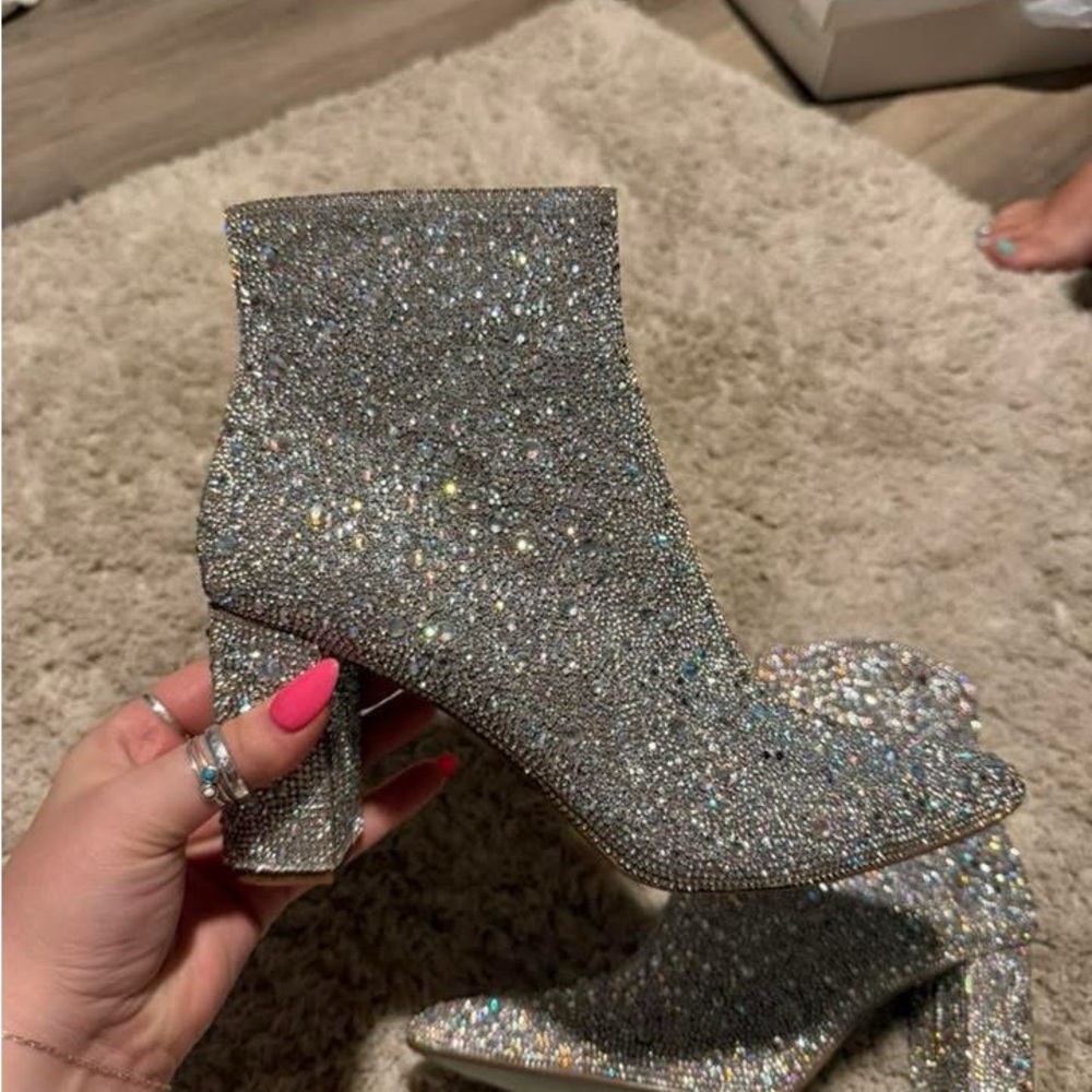 Betsey Johnson Cady booties - Picture 2 of 5